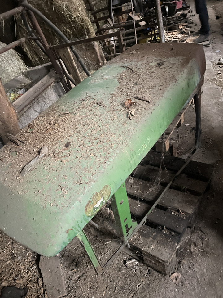 John Deere 6400 - maska silnika AL77725 AL111134 - Motorkap voor Landbouwmachine: afbeelding 1 John Deere 6400 - maska silnika AL77725 AL111134 - Motorkap voor Landbouwmachine: afbeelding 1