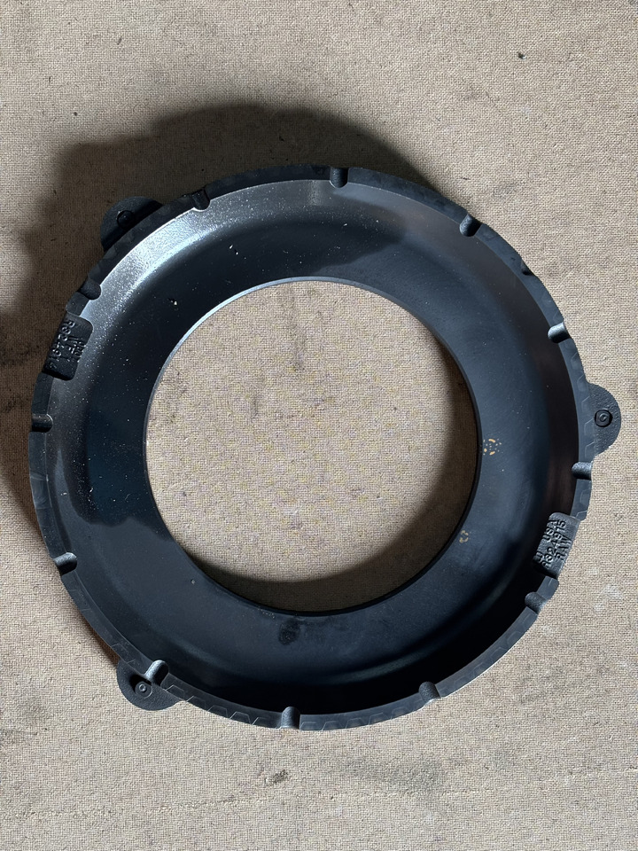 John Deere 7210 8270 8320 8400 Docisk Hamulca Płytka R324914 - Remdelen voor Landbouwmachine: afbeelding 1 John Deere 7210 8270 8320 8400 Docisk Hamulca Płytka R324914 - Remdelen voor Landbouwmachine: afbeelding 1