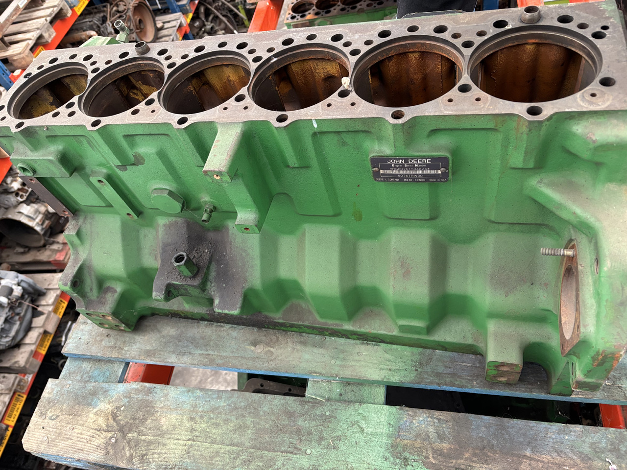 John Deere 7800 Blok Silnika 6076TRW30 6076 TRW 30 R122736 R122737 R122738 - Cilinderblok voor Landbouwmachine: afbeelding 1 John Deere 7800 Blok Silnika 6076TRW30 6076 TRW 30 R122736 R122737 R122738 - Cilinderblok voor Landbouwmachine: afbeelding 1