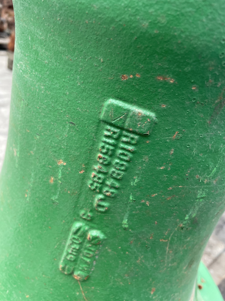 John Deere 8110 8210 8310 8410 8120 8220 8320 8420 - obudowa zwolnicy pochwa R156485 - Eindaandrijving voor Landbouwmachine: afbeelding 2 John Deere 8110 8210 8310 8410 8120 8220 8320 8420 - obudowa zwolnicy pochwa R156485 - Eindaandrijving voor Landbouwmachine: afbeelding 2