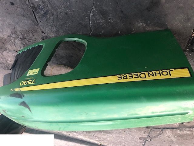 John Deere - Maska - Motorkap voor Landbouwmachine: afbeelding 3 John Deere - Maska - Motorkap voor Landbouwmachine: afbeelding 3