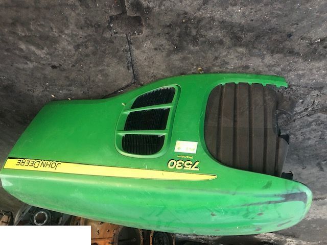 John Deere - Maska - Motorkap voor Landbouwmachine: afbeelding 1 John Deere - Maska - Motorkap voor Landbouwmachine: afbeelding 1