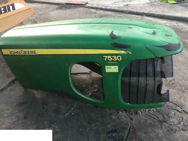 John Deere - Pokrywa Silnika - Motorkap voor Landbouwmachine: afbeelding 1 John Deere - Pokrywa Silnika - Motorkap voor Landbouwmachine: afbeelding 1