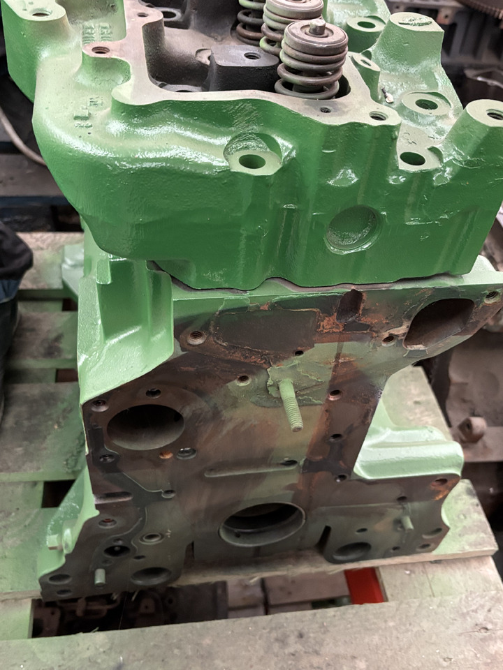 John Deere R121868 4039TL-006 4039TL 006 Blok Silnika R116569 R111949 Cylinder - Cilinderblok voor Landbouwmachine: afbeelding 3 John Deere R121868 4039TL-006 4039TL 006 Blok Silnika R116569 R111949 Cylinder - Cilinderblok voor Landbouwmachine: afbeelding 3