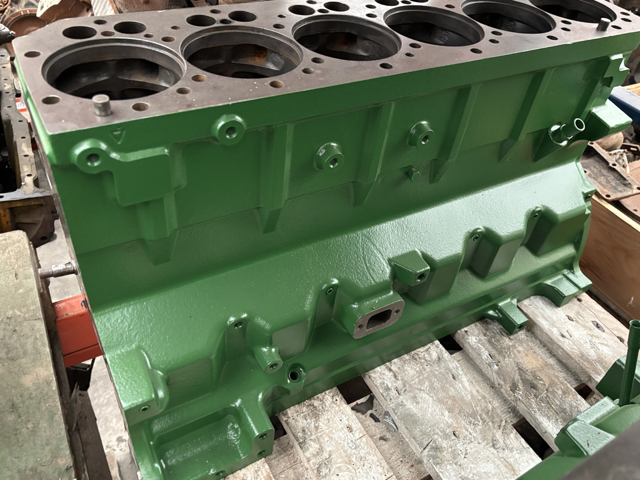 John Deere R504850 Blok Silnika - Cilinderblok voor Landbouwmachine: afbeelding 1 John Deere R504850 Blok Silnika - Cilinderblok voor Landbouwmachine: afbeelding 1