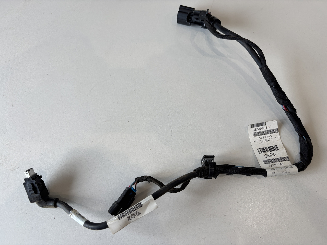 John Deere seria 6000 7000 8000 R - wiązka el. podłokietnika CommandARM RE566688 RE563549 - Kabels/ Draden voor Landbouwmachine: afbeelding 3 John Deere seria 6000 7000 8000 R - wiązka el. podłokietnika CommandARM RE566688 RE563549 - Kabels/ Draden voor Landbouwmachine: afbeelding 3