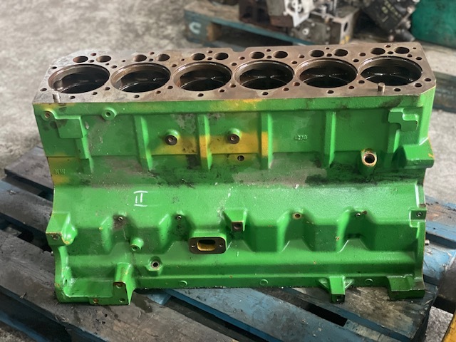 John deere R504850 C blok cylindrów - Cilinderblok voor Landbouwmachine: afbeelding 3 John deere R504850 C blok cylindrów - Cilinderblok voor Landbouwmachine: afbeelding 3