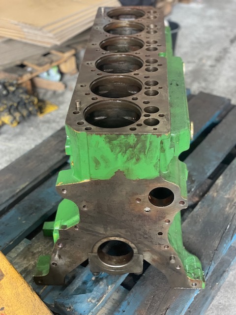 John deere R504850 C blok cylindrów - Cilinderblok voor Landbouwmachine: afbeelding 2 John deere R504850 C blok cylindrów - Cilinderblok voor Landbouwmachine: afbeelding 2