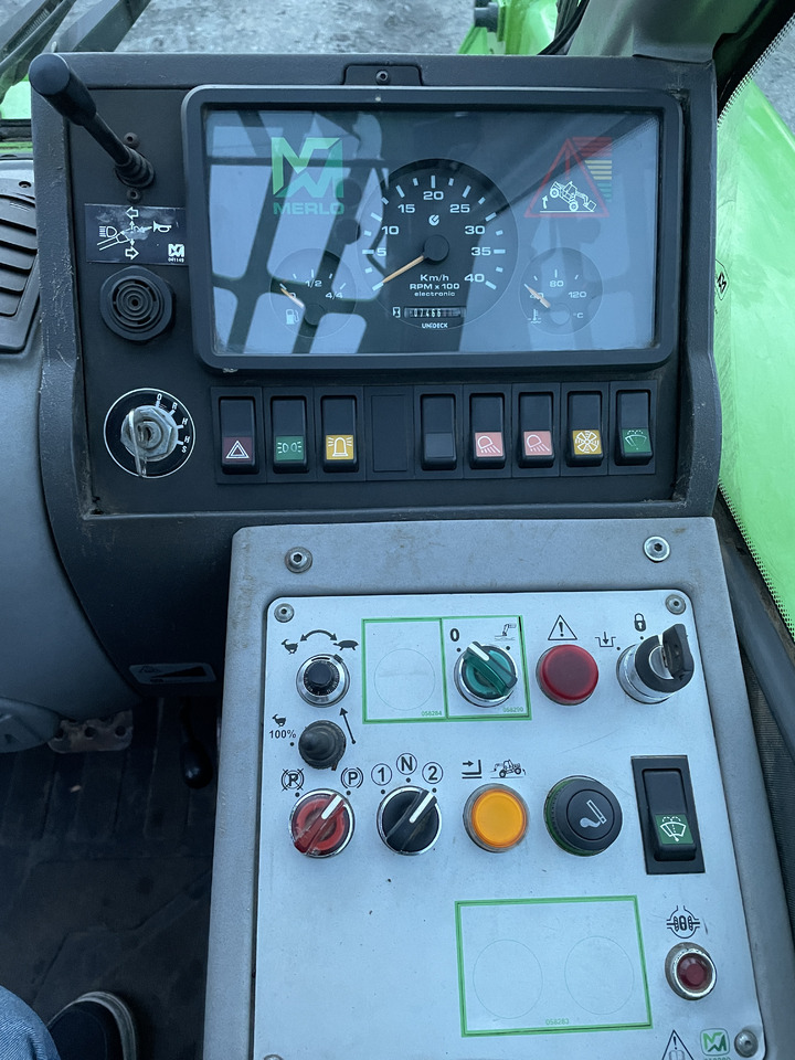 Verreiker Ładowarka teleskopowa Merlo Turbofarmer P34.7 Plus 2009r.: afbeelding 10