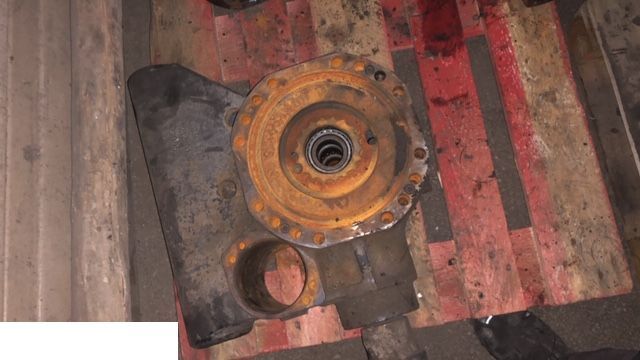 Manitou - Clark Hurth Spicer Dana - Most Napędowy - As en onderdelen voor Landbouwmachine: afbeelding 4 Manitou - Clark Hurth Spicer Dana - Most Napędowy - As en onderdelen voor Landbouwmachine: afbeelding 4