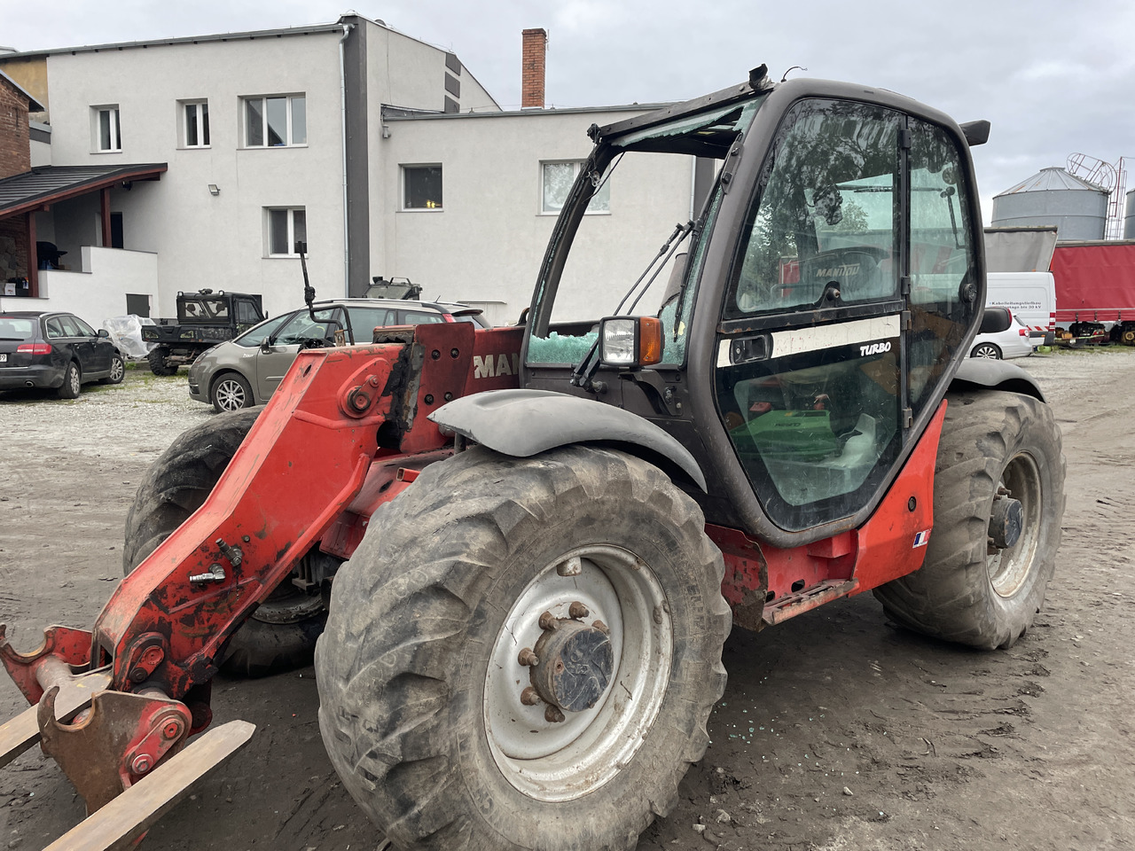 Manitou MLT 634 - koło felga opona - Velg voor Landbouwmachine: afbeelding 1 Manitou MLT 634 - koło felga opona - Velg voor Landbouwmachine: afbeelding 1
