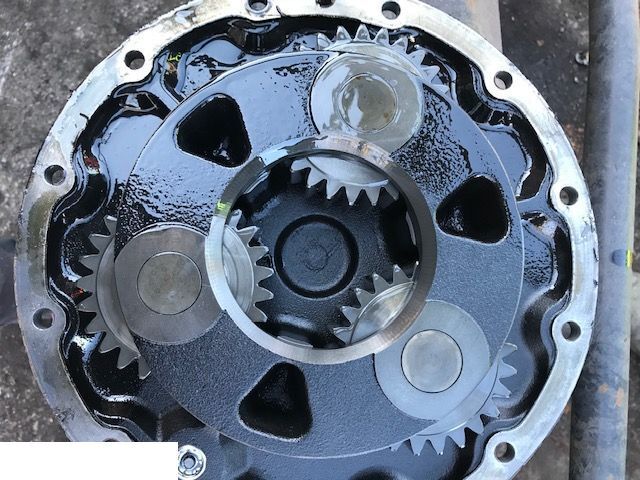 New Holland TM - Zwrotnica - Fusee voor Landbouwmachine: afbeelding 3 New Holland TM - Zwrotnica - Fusee voor Landbouwmachine: afbeelding 3