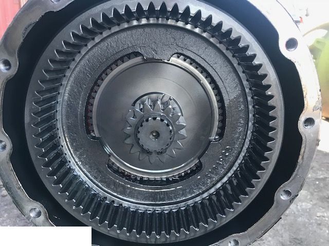 New Holland TM - Zwrotnica - Fusee voor Landbouwmachine: afbeelding 2 New Holland TM - Zwrotnica - Fusee voor Landbouwmachine: afbeelding 2