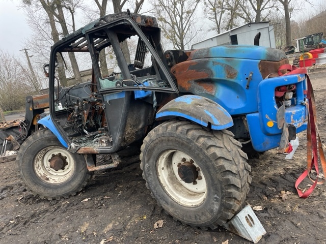 New holland LM410 - LM420 - LM435 - Verreiker: afbeelding 2 New holland LM410 - LM420 - LM435 - Verreiker: afbeelding 2