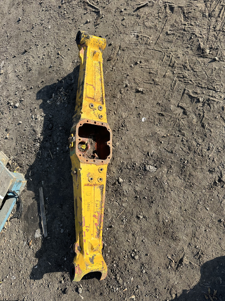 Obudowa mostu tylnego Matbro sanderson carraro 18381 - As en onderdelen voor Landbouwmachine: afbeelding 2 Obudowa mostu tylnego Matbro sanderson carraro 18381 - As en onderdelen voor Landbouwmachine: afbeelding 2
