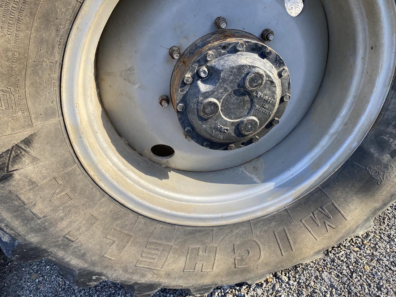 Opony Michelin 540/65R28 - Band voor Landbouwmachine: afbeelding 2 Opony Michelin 540/65R28 - Band voor Landbouwmachine: afbeelding 2