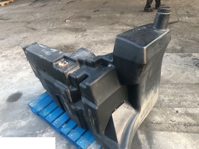 Zbiornik Paliwa - John Deere 7530 Premium - Brandstoftank voor Landbouwmachine: afbeelding 4 Zbiornik Paliwa - John Deere 7530 Premium - Brandstoftank voor Landbouwmachine: afbeelding 4