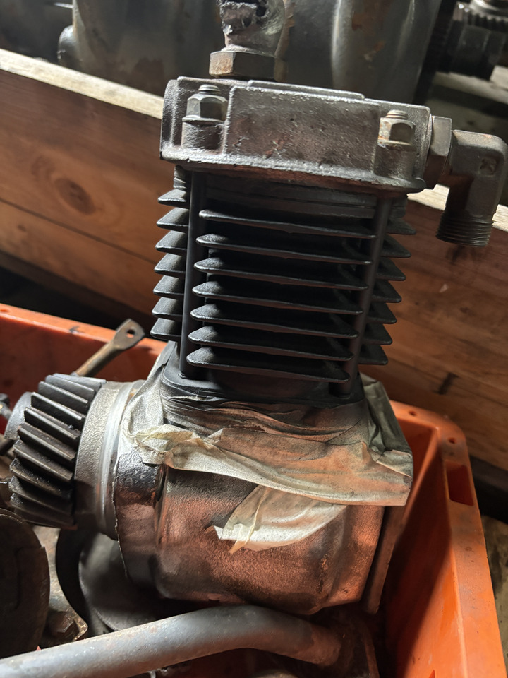 Zetor Proxima - kompresor sprężarka powietrza - Compressor: afbeelding 1 Zetor Proxima - kompresor sprężarka powietrza - Compressor: afbeelding 1