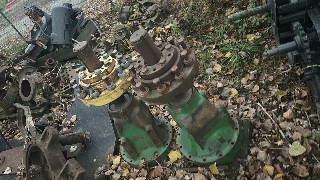 Zwolnica tylną john deere 7600 - 7800 - Eindaandrijving voor Landbouwmachine: afbeelding 1 Zwolnica tylną john deere 7600 - 7800 - Eindaandrijving voor Landbouwmachine: afbeelding 1