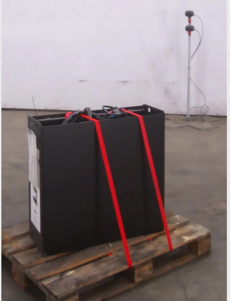 Battery 24V 240Ah - Batterij voor Intern transport: afbeelding 1 Battery 24V 240Ah - Batterij voor Intern transport: afbeelding 1