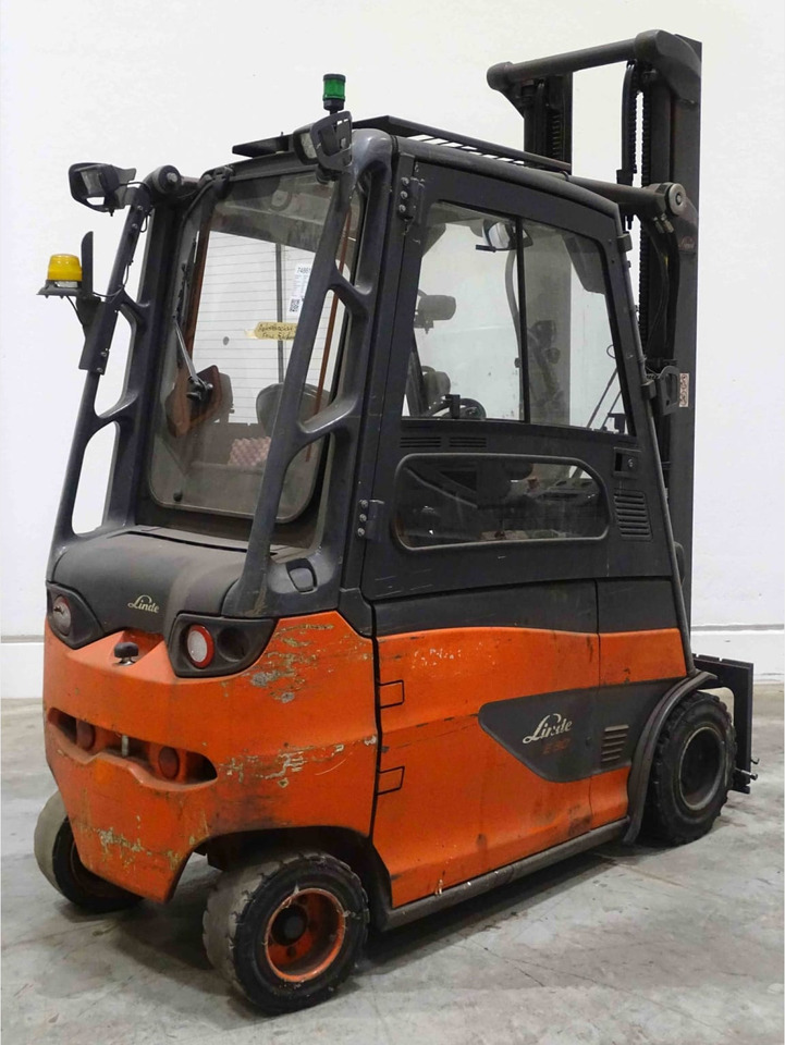 Linde E30HL-01/600 - Elektrische heftruck: afbeelding 2 Linde E30HL-01/600 - Elektrische heftruck: afbeelding 2