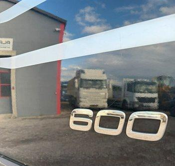 Volvo FH16-600. Euro 5 - Vrachtwagen met open laadbak: afbeelding 3 Volvo FH16-600. Euro 5 - Vrachtwagen met open laadbak: afbeelding 3