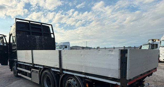 Volvo FH16-600. Euro 5 - Vrachtwagen met open laadbak: afbeelding 5 Volvo FH16-600. Euro 5 - Vrachtwagen met open laadbak: afbeelding 5