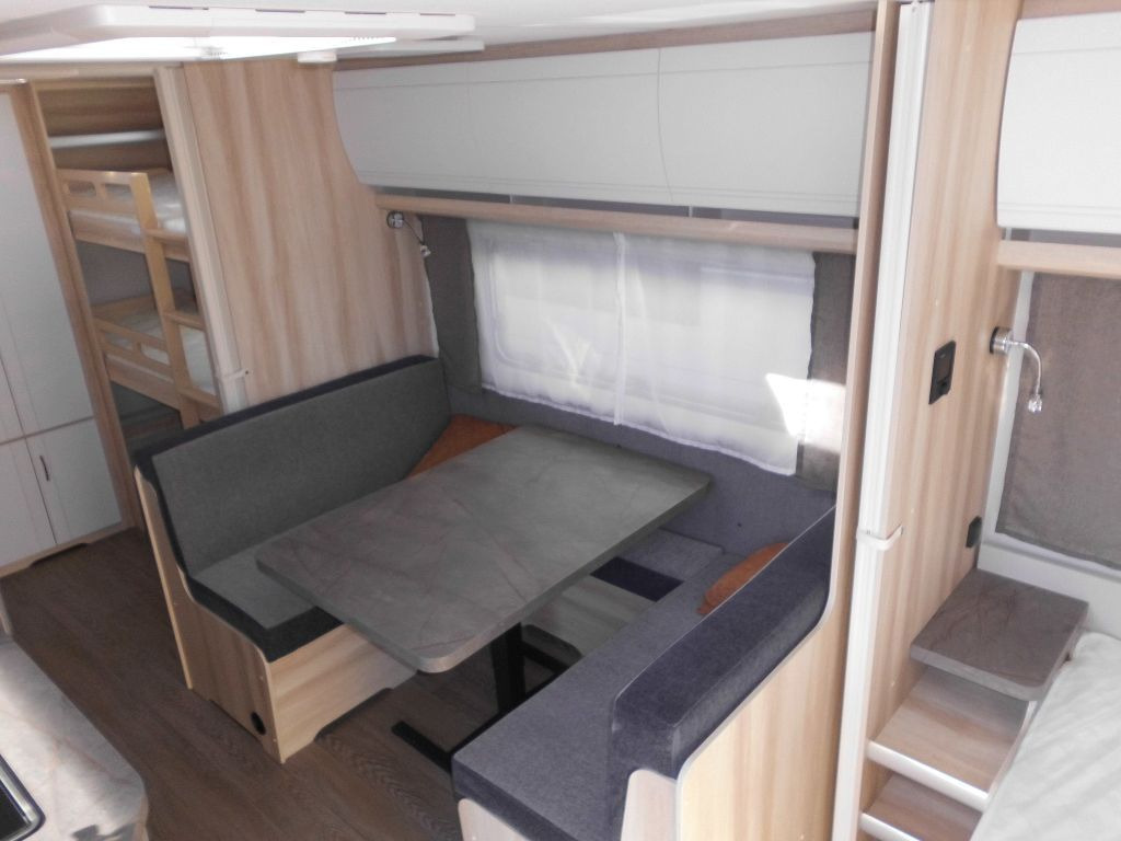 Hobby De Luxe 545 KMF 2026 3er Autark Backofen uvm.+ - Caravan: afbeelding 5 Hobby De Luxe 545 KMF 2026 3er Autark Backofen uvm.+ - Caravan: afbeelding 5