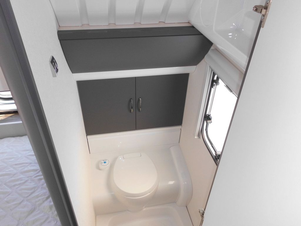 Caravan Hobby Excellent Edition 650 KMFe 2025 2200kg., Teppich: afbeelding 15