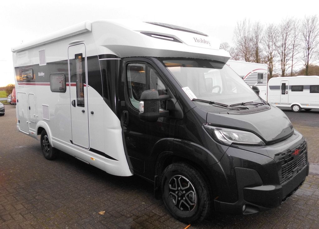 Hobby PRESTIGE T 710 GE 2026 180PS Autom. Voll LED +++ - Half integraal camper: afbeelding 1 Hobby PRESTIGE T 710 GE 2026 180PS Autom. Voll LED +++ - Half integraal camper: afbeelding 1