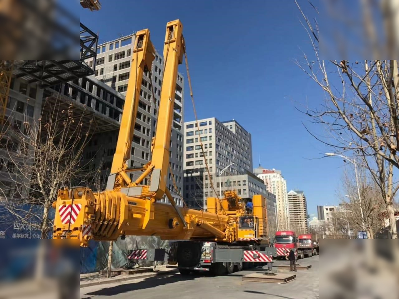 2012 LIEBHERR LTM1500-8.1 - Alle terrein kraan: afbeelding 1 2012 LIEBHERR LTM1500-8.1 - Alle terrein kraan: afbeelding 1