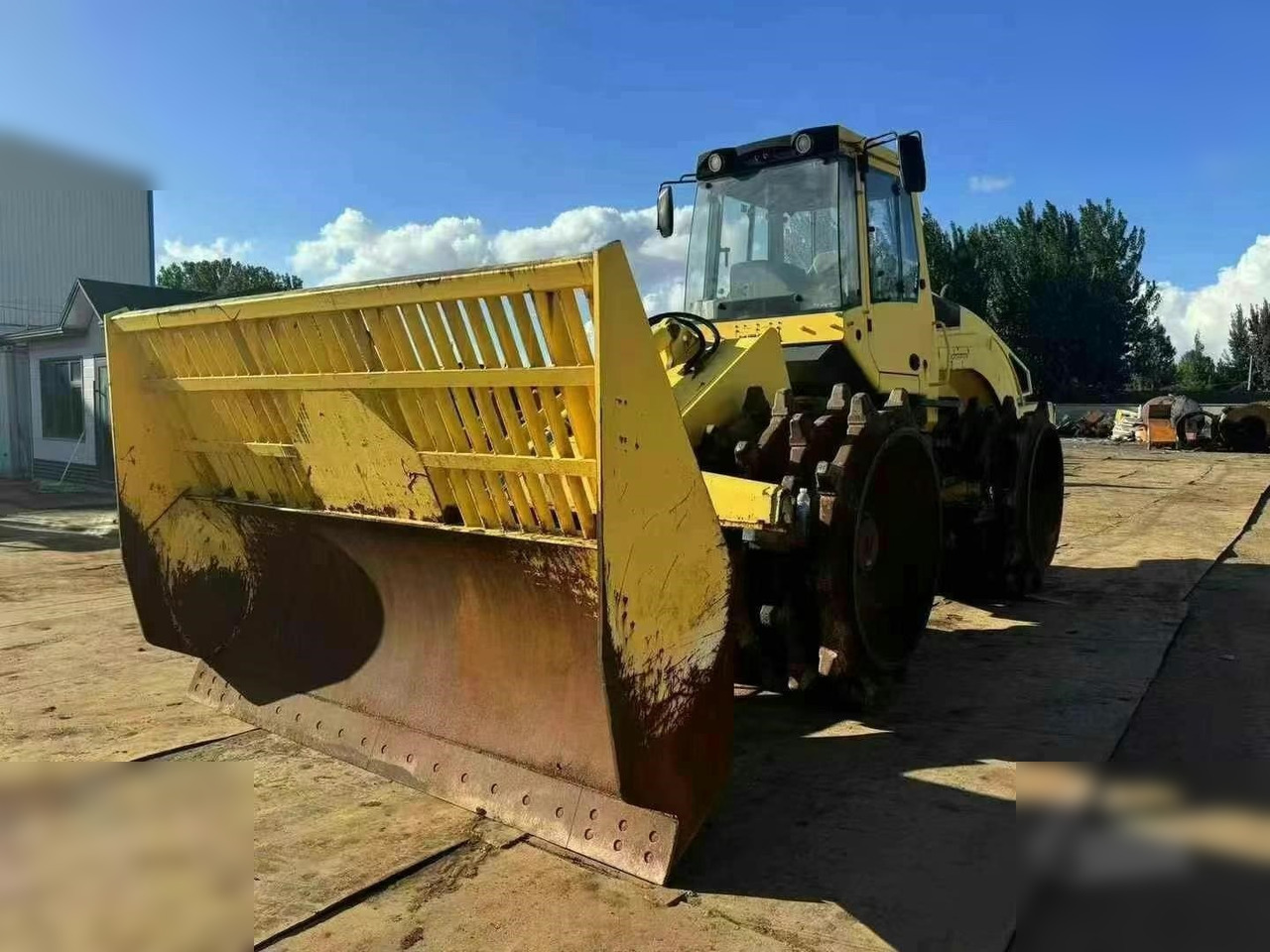 2013 BOMAG BC462RB - Schapenpootwals/ Grondverdichter: afbeelding 2 2013 BOMAG BC462RB - Schapenpootwals/ Grondverdichter: afbeelding 2