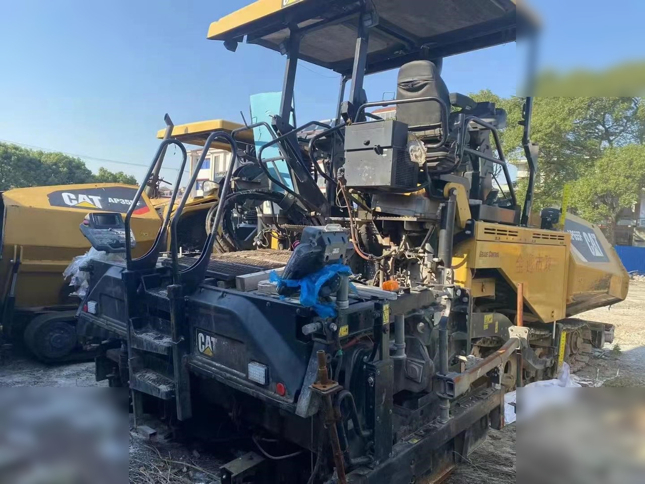 2017 CATERPILLAR AP-655F - Asfaltafwerkmachine: afbeelding 1 2017 CATERPILLAR AP-655F - Asfaltafwerkmachine: afbeelding 1