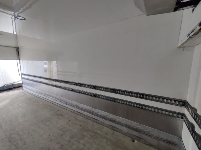 BussBygg COOLER BOX FOR SCANIA TRUCK CARRIER SUPRA 850 NORDIC - Koelwagen laadbak: afbeelding 5 BussBygg COOLER BOX FOR SCANIA TRUCK CARRIER SUPRA 850 NORDIC - Koelwagen laadbak: afbeelding 5