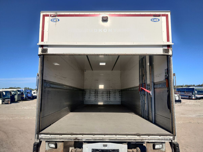 CAB KAROSSER BOX 7640x2500x2590MM / FURGOON - Gesloten laadbak: afbeelding 2 CAB KAROSSER BOX 7640x2500x2590MM / FURGOON - Gesloten laadbak: afbeelding 2