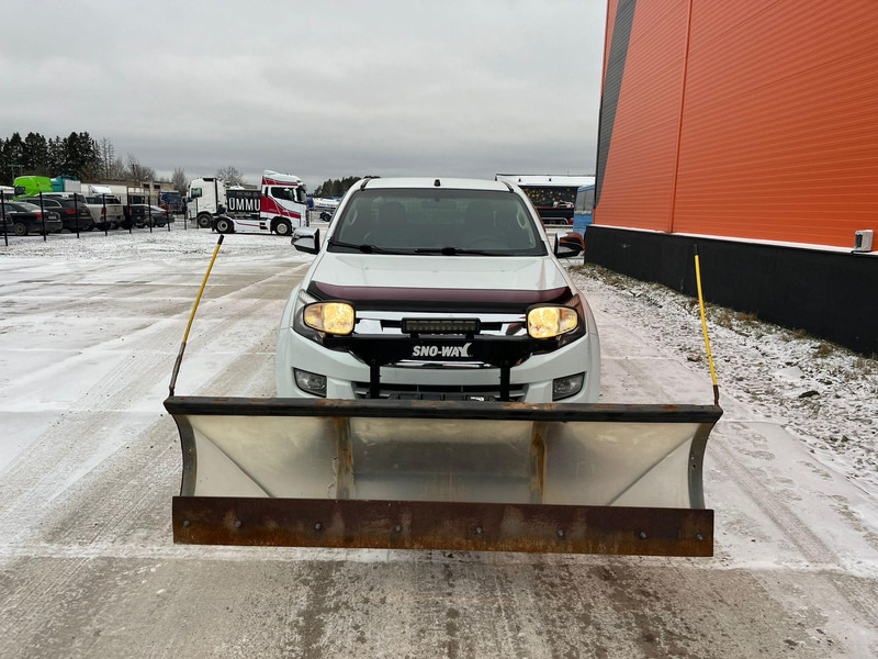 Isuzu D-max 4x4 SNOW PLOW & SPREADER - Pick-up: afbeelding 3 Isuzu D-max 4x4 SNOW PLOW & SPREADER - Pick-up: afbeelding 3
