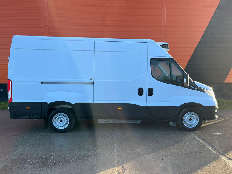 Leasing Iveco Daily 35S14N PULSOR 400 / box L=3292 mm Iveco Daily 35S14N PULSOR 400 / box L=3292 mm: afbeelding 8