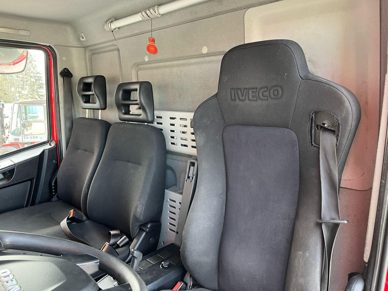 Bergingsvoertuig Iveco Eurocargo 120-220L 4x2 WY 2500 / PLATFORM L=6570 mm: afbeelding 19