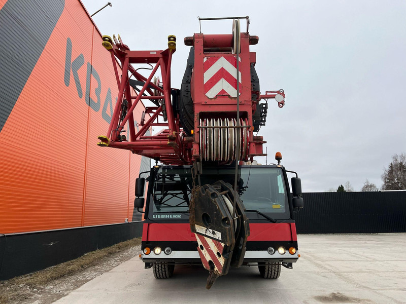 Liebherr LTM 1220-5.2 10x6 MAX. LIFTING CAPACITY 220 ton / MAX. LIFTING HEIGHT 101 m - Mobiele kraan: afbeelding 3 Liebherr LTM 1220-5.2 10x6 MAX. LIFTING CAPACITY 220 ton / MAX. LIFTING HEIGHT 101 m - Mobiele kraan: afbeelding 3