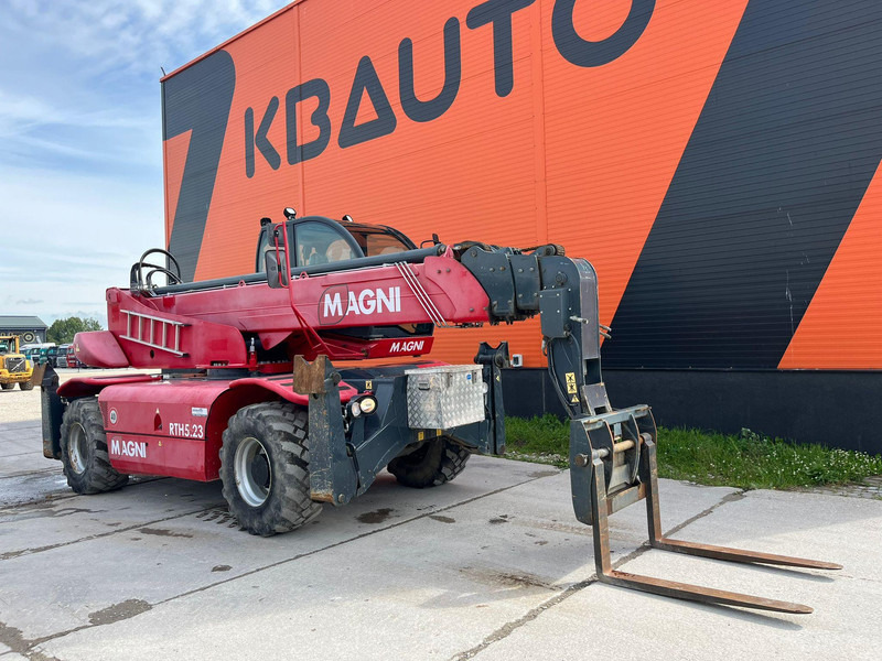 MAGNI RTH 5.23 FORKS / BUCKET / BASKET / WINCH / BOOM - Verreiker: afbeelding 4 MAGNI RTH 5.23 FORKS / BUCKET / BASKET / WINCH / BOOM - Verreiker: afbeelding 4
