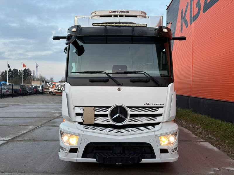 Mercedes-Benz Actros 1832 4x2 Mitsubishi TDJS50DA / BOX L=7711 mm - Koelwagen vrachtwagen: afbeelding 3 Mercedes-Benz Actros 1832 4x2 Mitsubishi TDJS50DA / BOX L=7711 mm - Koelwagen vrachtwagen: afbeelding 3