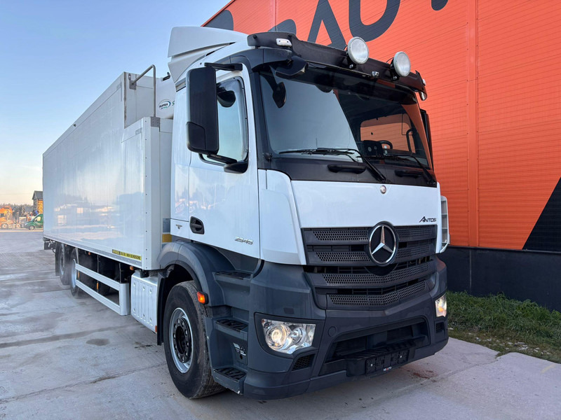 Mercedes-Benz Antos 2545 6x2*4 SUPRA 850 / BOX L=9489 mm / LOW MILEAGE ! - Koelwagen vrachtwagen: afbeelding 3 Mercedes-Benz Antos 2545 6x2*4 SUPRA 850 / BOX L=9489 mm / LOW MILEAGE ! - Koelwagen vrachtwagen: afbeelding 3