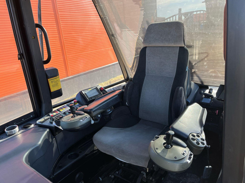 Uitrijwagen Ponsse Elephant 8x8 K100M: afbeelding 19