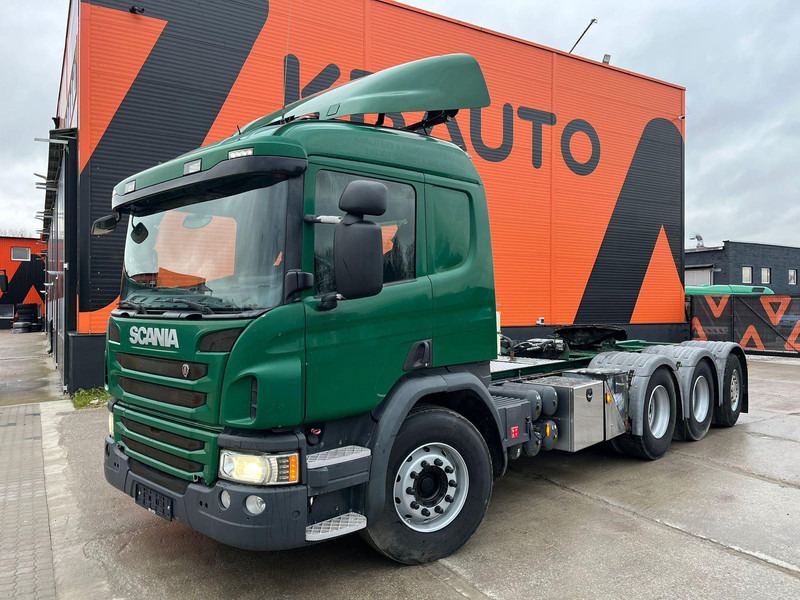Scania P 450 8x4*4 FOR SALE AS CHASSIS / HYDRAULICS - Chassis vrachtwagen: afbeelding 2 Scania P 450 8x4*4 FOR SALE AS CHASSIS / HYDRAULICS - Chassis vrachtwagen: afbeelding 2