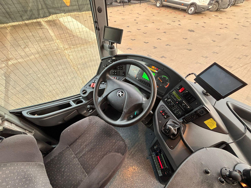 Streekbus Setra S 417 UL 6x2*4 WC / AC / AUXILIARY HEATER / WHEELCHAIR LIFT: afbeelding 9 Streekbus Setra S 417 UL 6x2*4 WC / AC / AUXILIARY HEATER / WHEELCHAIR LIFT: afbeelding 9