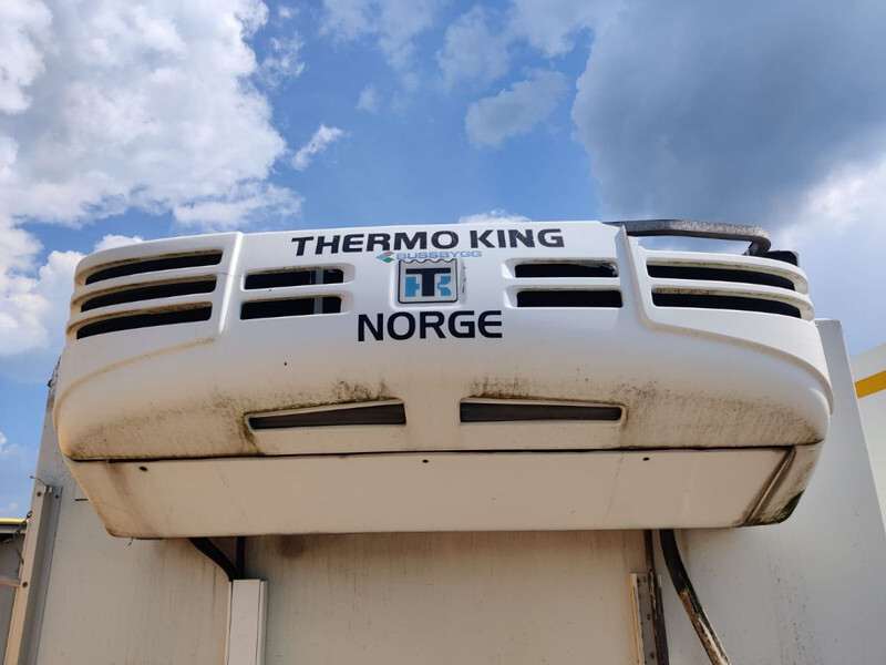 THERMO KING TS-300 REFRIGERATION UNIT / KÜLMASEADE - Koelwagen laadbak: afbeelding 1 THERMO KING TS-300 REFRIGERATION UNIT / KÜLMASEADE - Koelwagen laadbak: afbeelding 1
