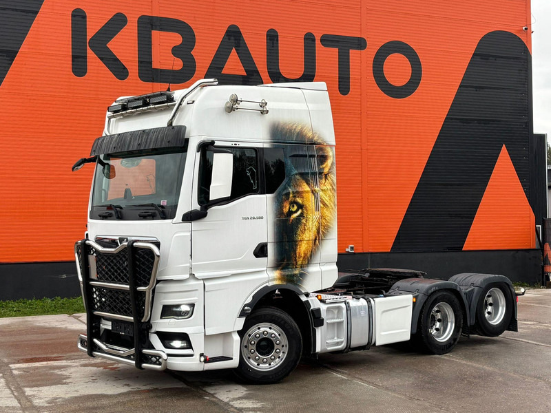 MAN TGX 28.580 6x2 TWIN BED GX CAB / INTARDER / DOUBLE BOGIE - Trekker: afbeelding 1 MAN TGX 28.580 6x2 TWIN BED GX CAB / INTARDER / DOUBLE BOGIE - Trekker: afbeelding 1
