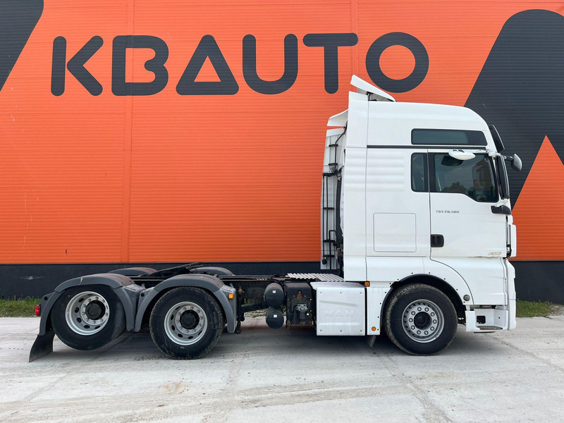 MAN TGX 28.580 6x2 XXL CAB / INTARDER / DOUBLE BOGIE - Trekker: afbeelding 4 MAN TGX 28.580 6x2 XXL CAB / INTARDER / DOUBLE BOGIE - Trekker: afbeelding 4