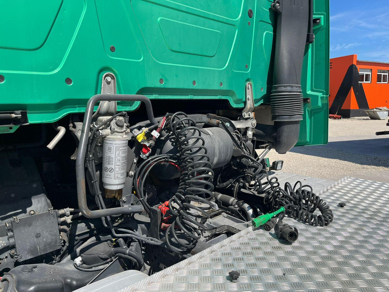 Leasing Mercedes-Benz Actros 2553 6x2 STREAMSPACE / RETARDER / PTO Mercedes-Benz Actros 2553 6x2 STREAMSPACE / RETARDER / PTO: afbeelding 11 Leasing Mercedes-Benz Actros 2553 6x2 STREAMSPACE / RETARDER / PTO Mercedes-Benz Actros 2553 6x2 STREAMSPACE / RETARDER / PTO: afbeelding 11