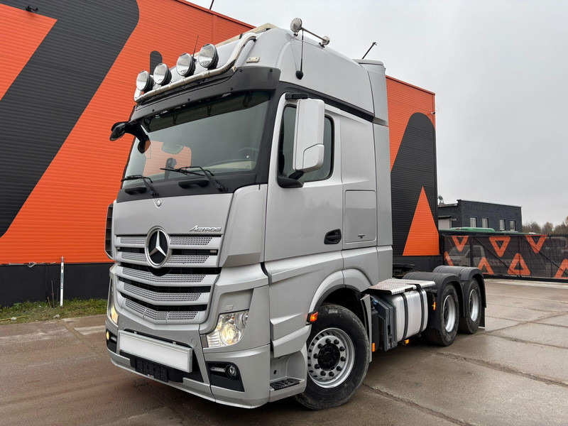 Mercedes-Benz Actros 2663 6x4 GIGASPACE / RETARDER / PTO - Trekker: afbeelding 2 Mercedes-Benz Actros 2663 6x4 GIGASPACE / RETARDER / PTO - Trekker: afbeelding 2